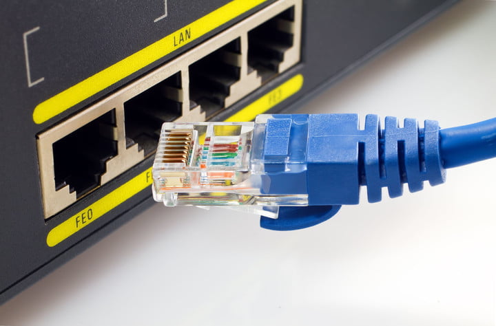 Kết nối internet thông qua cáp Ethernet là cách tốt nhất để đạt được tốc độ cao nhất